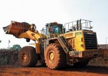 Kolové nakladače Komatsu WA 900-1