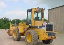Kolové nakladače Komatsu WA120-1