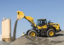 Kolové nakladače Komatsu WA380-8E0