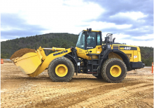 Kolové nakladače Komatsu WA480-8E0