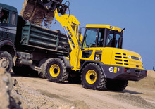 Kolové nakladače Komatsu WA95-3