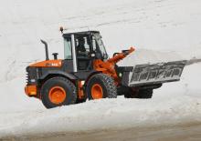 Kolové nakladače Hitachi ZW 140