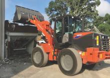 Kolové nakladače Hitachi ZW120-6