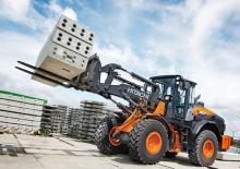 Kolové nakladače Hitachi ZW180PL-6