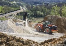 Kolové nakladače Hitachi ZW250-5B