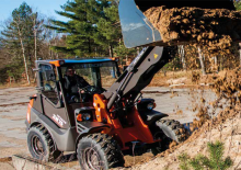 Kolové nakladače Hitachi ZW65-6