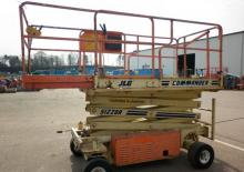 Kolové nůžkové plošiny JLG CM 2558