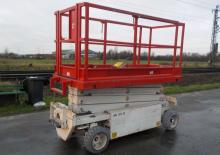 Kolové nůžkové plošiny Holland-Lift X-Z 83 EL 12