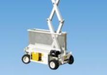 Kolové nůžkové plošiny Holland-Lift Y 83 DL 16 4WD
