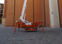 Kolové teleskopické pracovní plošiny Easy Lift R260WHY