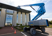 Kolové teleskopické pracovní plošiny Genie S-60 FE