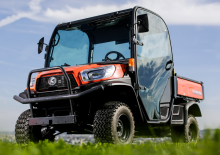 Komunální multifunkční naftová vozidla Kubota RTV 900 R-EC