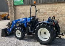 Komunální multifunkční naftová vozidla New Holland T 3020 (302)