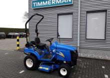 Komunální multifunkční naftová vozidla New Holland TZ 21