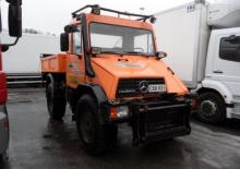 Komunální multifunkční naftová vozidla Unimog U 110