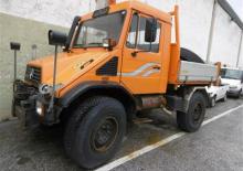 Komunální multifunkční naftová vozidla Unimog U 140