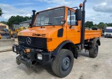 Komunální multifunkční naftová vozidla Unimog U 1450