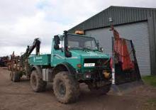 Komunální multifunkční naftová vozidla Unimog U 2100