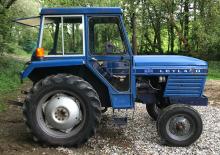 Komunální traktory Leyland 245