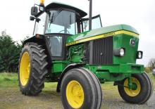 Komunální traktory John Deere 3050