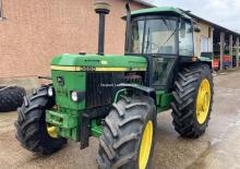 Komunální traktory John Deere 3650