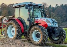 Komunální traktory Steyr 375 Kompakt