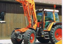 Komunální traktory Fendt 380 GKA Turbo