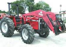 Komunální traktory Massey Ferguson 383