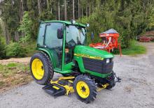 Komunální traktory John Deere 4300 HST