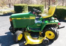 Komunální traktory John Deere 455 AWS
