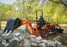 Komunální traktory Kioti CS2510H