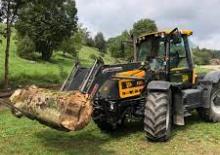 Komunální traktory JCB Fastrac 2115 - 4 WS