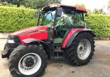 Komunální traktory Case IH JXU 105