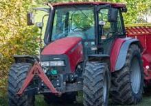 Komunální traktory Case IH JXU 95