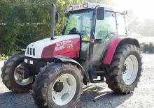 Komunální traktory Steyr KM 9086 a