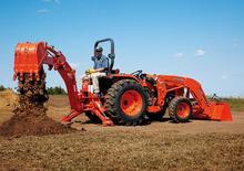 Komunální traktory Kubota L 3200