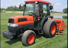 Komunální traktory Kubota L 5030