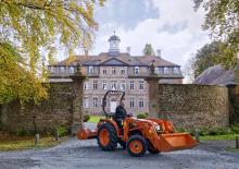 Komunální traktory Kubota L1361 HDW