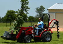 Komunální traktory Mahindra Max 26XL