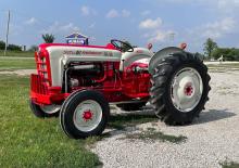 Komunální traktory Ford-NH Powermaster 861
