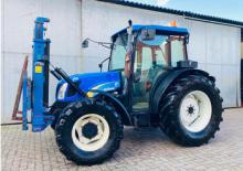 Komunální traktory New Holland TN 70 F