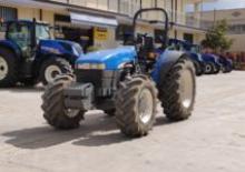 Komunální traktory New Holland TN 75