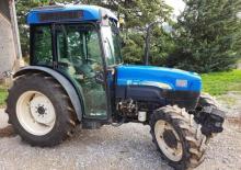 Komunální traktory New Holland TN 85 FA