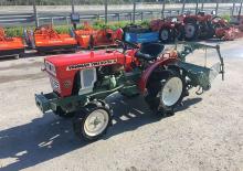 Komunální traktory Yanmar YM1300