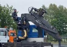 Lesnické jeřáby Loglift F 215 Z 81