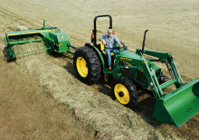 Lisy na hranolové balíky + Lisy na obří balíky John Deere 338