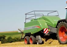 Lisy na hranolové balíky + Lisy na obří balíky Fendt 990 ST