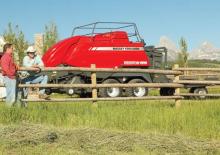 Lisy na hranolové balíky + Lisy na obří balíky Massey Ferguson MF 2190 SP
