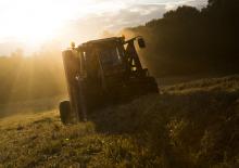 Lisy na válcové balíky Massey Ferguson 2956
