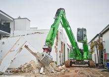Manipulátory s materiálem Sennebogen 825R E 